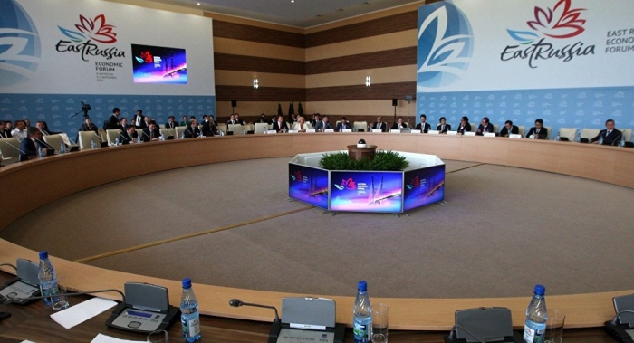 Во Владивостоке стартовал 2-ой ВЭФ: договоров уже пописано на триллион