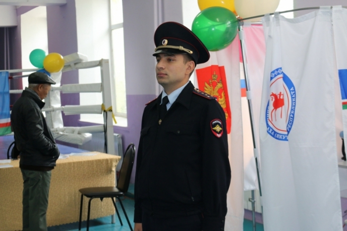 1500 сотрудников полиции несут службу в День города Якутска и единый день голосования