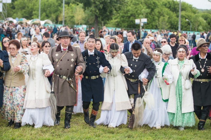 «Ысыах-2017» в Коломенском собрал десять тысяч гостей