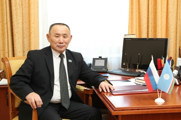 Зампред правительства Якутии поздравляет всех с праздником Ураза-байрам