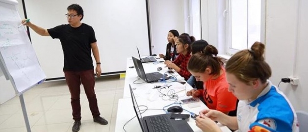 СВФУ набирает школьников в школу робототехники и 3D моделирования