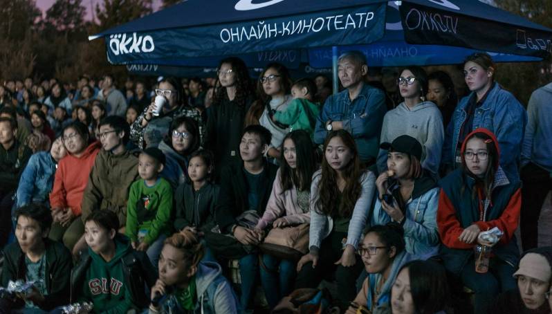 Фестиваль уличного кино в Якутске посетили 2000 человек