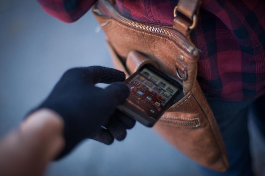 В аэропорту Якутска транспортными полицейскими раскрыта кража телефона по горячим следам