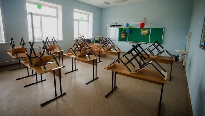 Школы Якутска перейдут на дистанционное обучение по окончании каникул