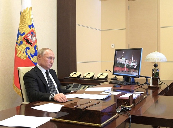 Владимир Путин: Поручаю Правительству к 5 мая подготовить план по отмене действующих ограничений