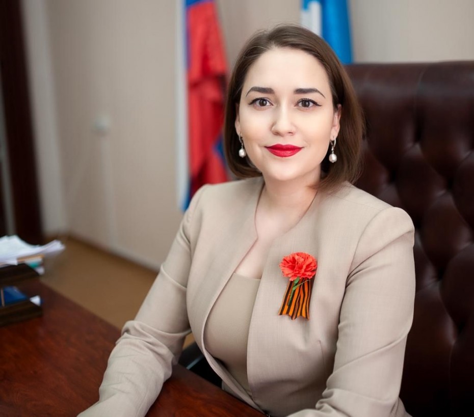 Поздравление с юбилеем Победы от министра предпринимательства, торговли и туризма Якутии