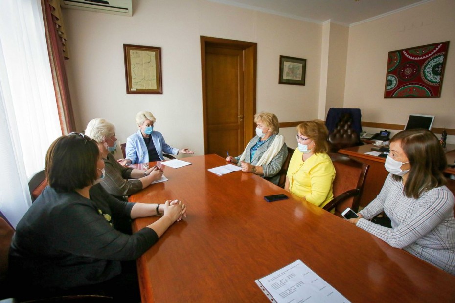 Ольга Балабкина встретилась с представителями Национального медицинского исследовательского центра имени Сербского