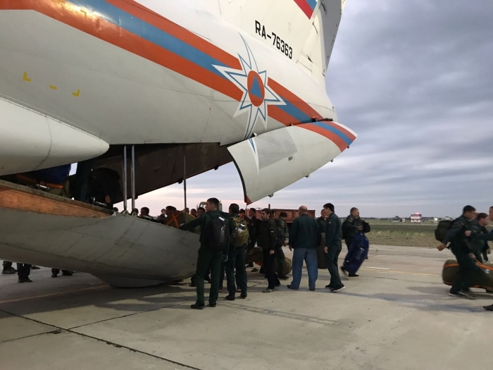 В Якутию для борьбы с пожарами прибыли сто бойцов парашютно-десантной службы Авиалесоохраны
